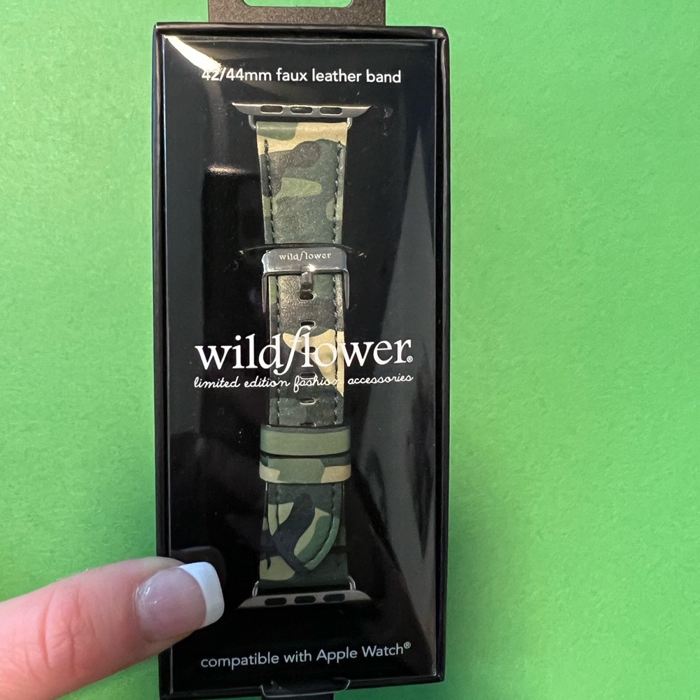 Wildflower Camo 42/44mm Apple Watch Band